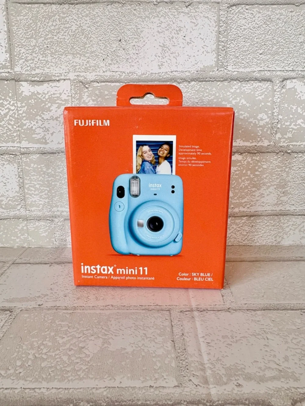 Fujifilm Instax Mini 11 Instant Camera in Sky Blue NEW IN BOX
